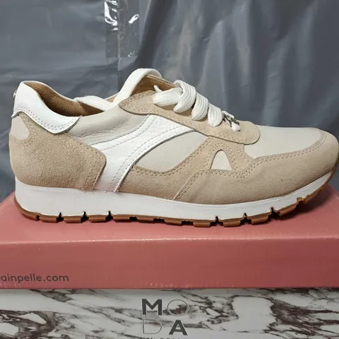 PAIR OF MODA IN PELLE BRAVE TRAINERS IN OFF WHITE SIZE 6