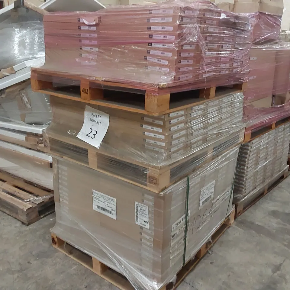 PALLET TO CONTAIN A LARGE QUANTITY OF ASSORTED CURVED UNIVERSAL TRIM - VARIOUS COLOURS