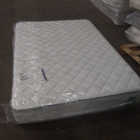 QUALITY BAGGED NOVILLA 27CM COOLING MEMORY FOAM POCKET SPRUNG MATTRESS - 4'6 DOUBLE