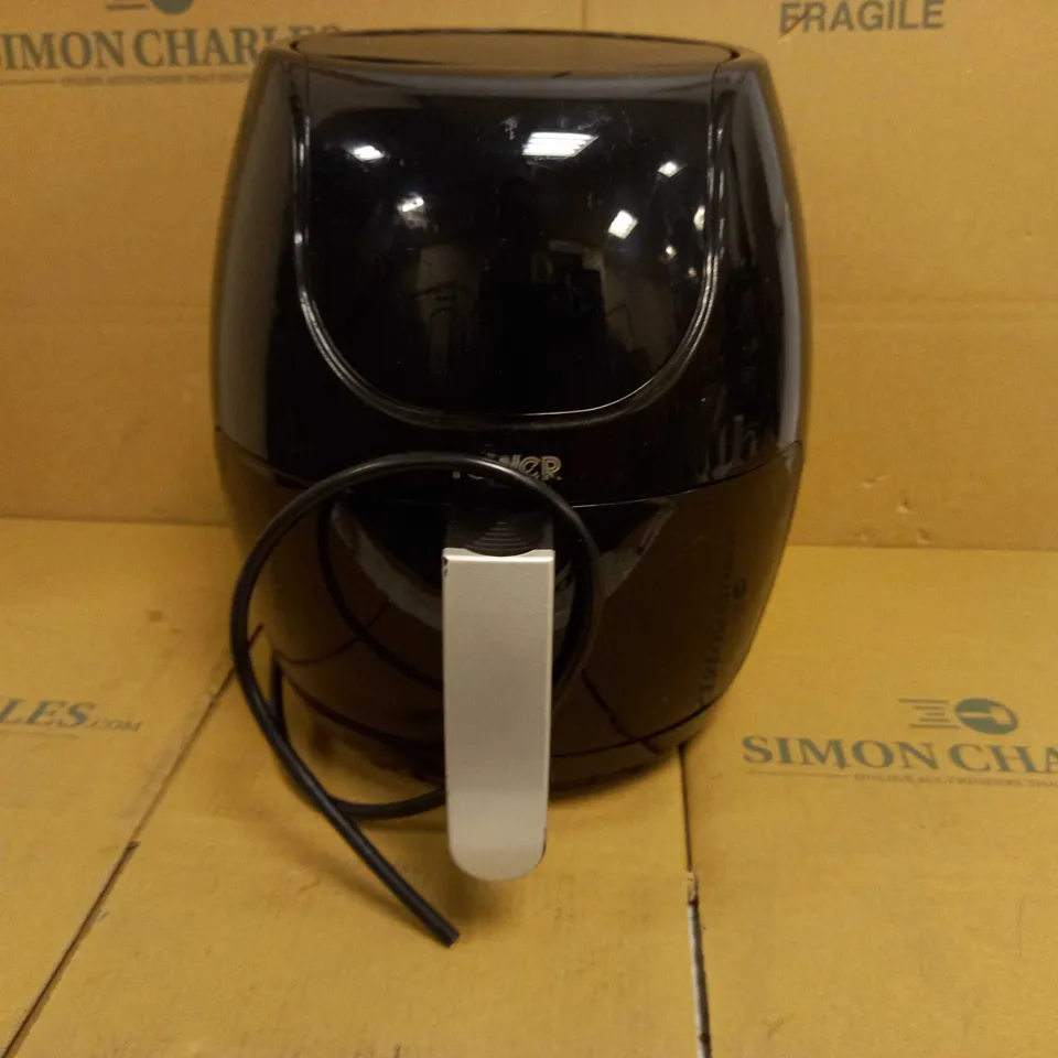 TOWER T17067 VORTX FAMILY SIZE DIGITAL AIR FRYER