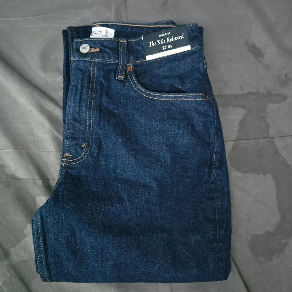 ABERCROMBIE & FITCH THE 90S RELAXED HIGH RISE JEANS IN BLUE SIZE 27 4S