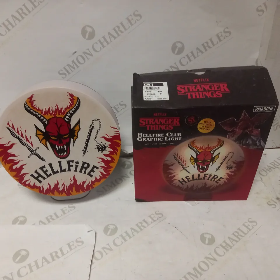 STRANGER THINGS HELLFIRE CLUB GRAPHIC LIGHT 