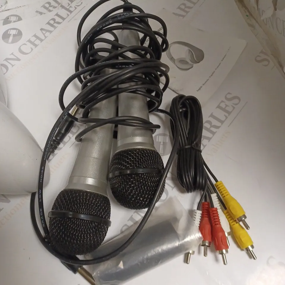 EASY KAROKE PORTABLE CD+G KARAOKE MACHINE