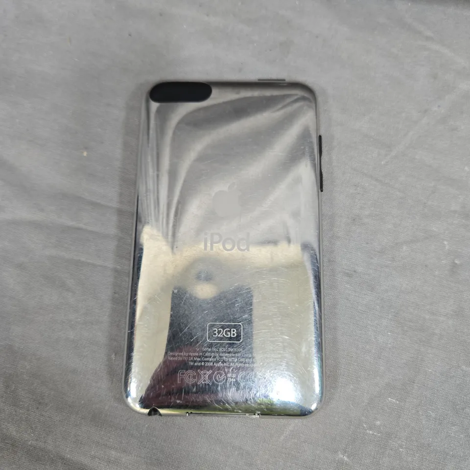 APPLE IPOD TOUCH 2ND GEN 