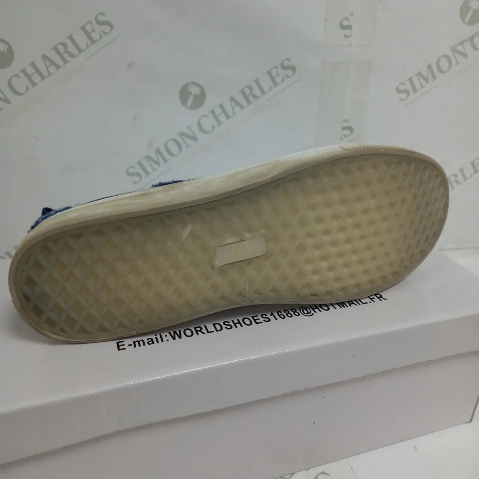 BOX OF 12 BLUE DENIM STYLE SHOES 