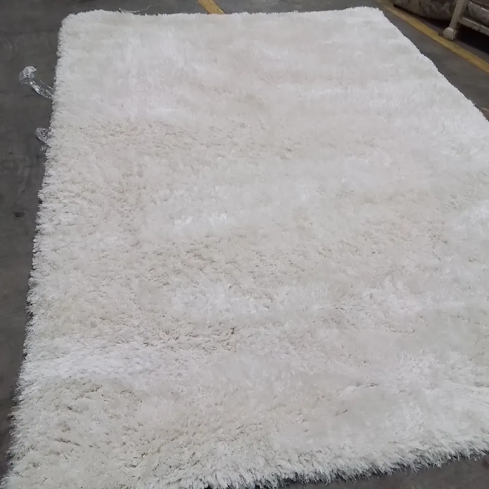 QUALITY DESIGNER AREA RUG APPROXIMATELY 290X200CM