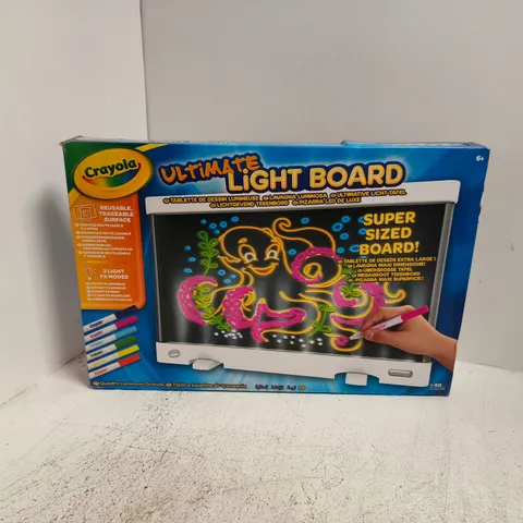 BOXED CRAYOLA ULTIMATE LIGHT BOARD