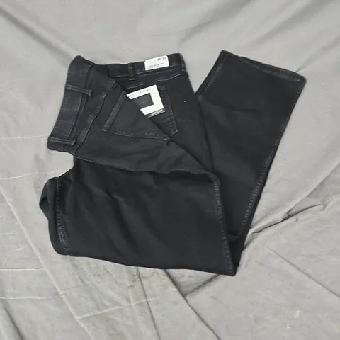 WRANGLER GREENSBORO 803 REGULAR STRAIGHT JEANS IN BLACK SIZE 44/32