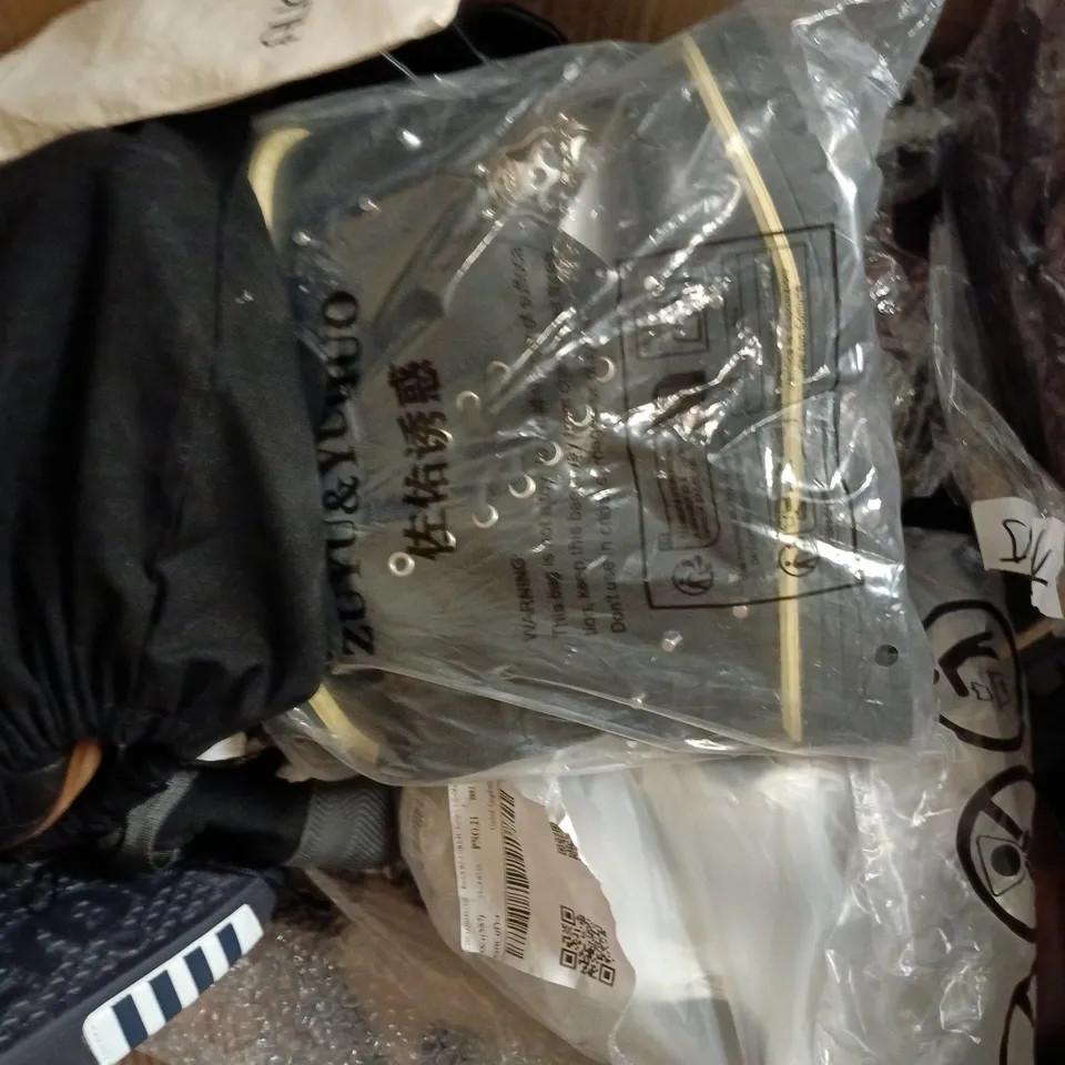 BOX OF APPROXIMATELY 15 ASSORTED PAIRS OF SHOES AND FOOTWEAR ITEMS IN VARIOUS COLOURS, STYLES, AND SIZES - COLLECTION ONLY