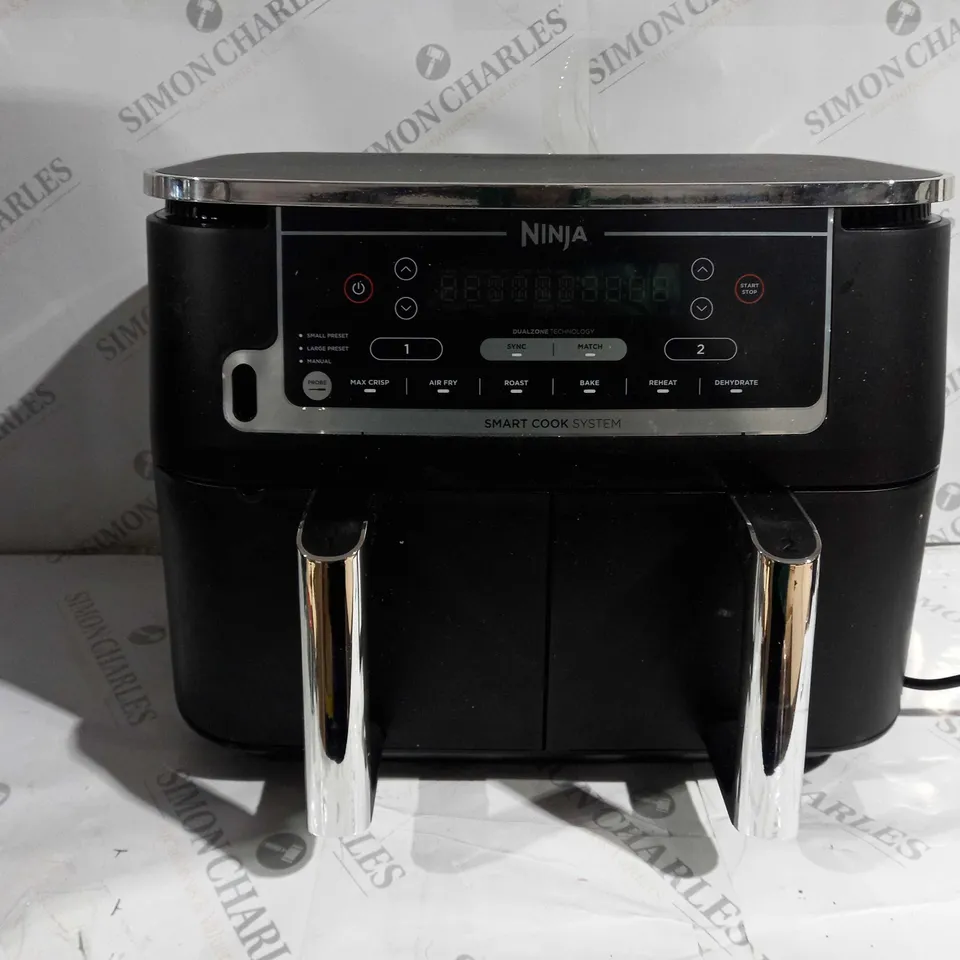 BOXED NINJA FOODI MAX 9.5L DUAL ZONE AIRFRYER AF451UK