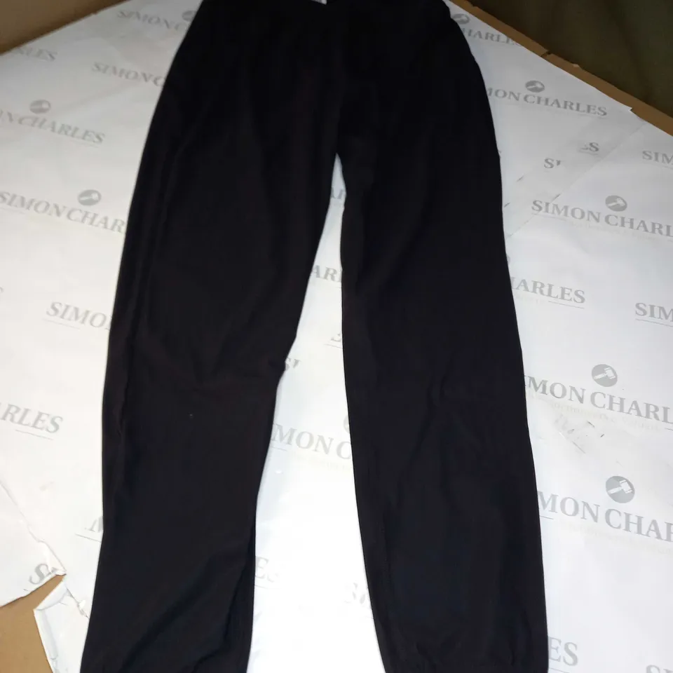 GYMSHARK TRACKSUIT JOGGERS IN BLACK - SMALL