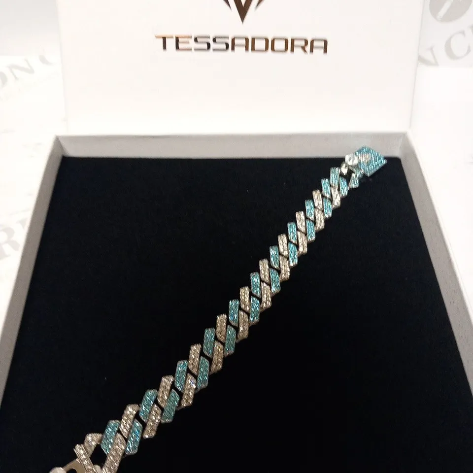 BOXED TESSADORA BRACELET
