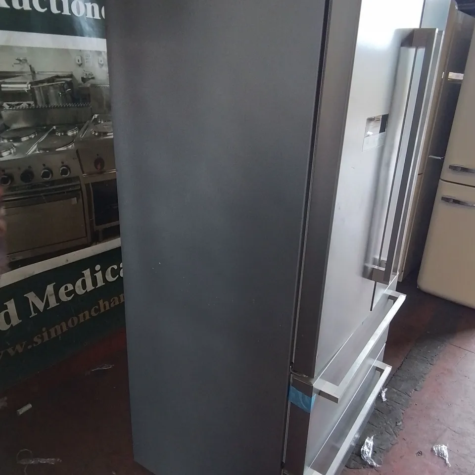 SMEG FREESTANDING AMERICAN STYLE FRIDGE FREEZER - FQ55FXDF