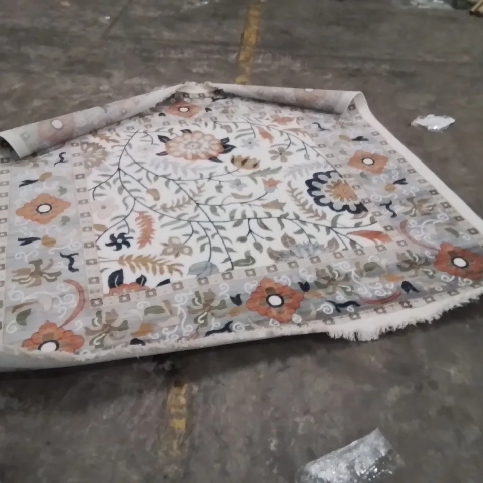 QUALITY DESIGNER AREA RUG - APPROXIMATELY 200X195