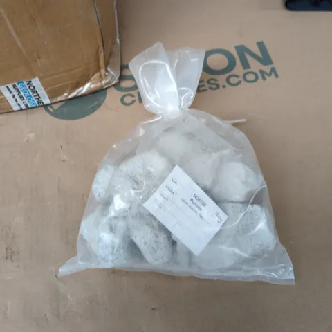 BOX OF APPROXIMATELY 20 BAGS OF RAW PUMICE STONE FROM LIPARI ISLANDS ITALY (500G) (BRAND NEW)