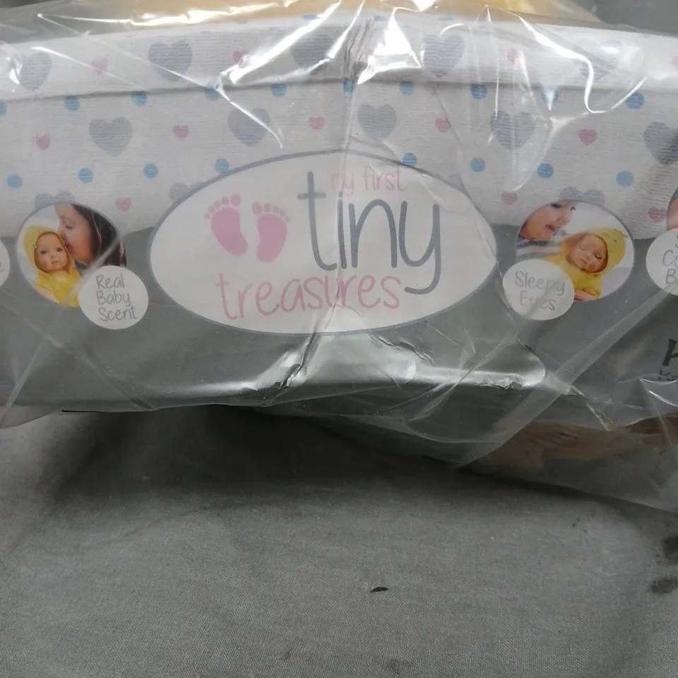 TINY TREASURES REAL BABY DOLL – YELLOW HOODED OUTFIT, BOXED