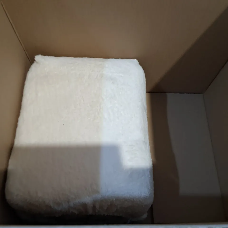 LOT OF 3 SUPER SNUG KING TEDDY FLEECE DUVET BEDDING SETS