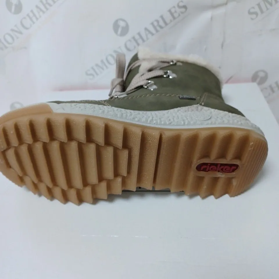 BOXED RIEKER ANTISTRESS WARM HIKING BOOTS, KHAKI - SIZE 4