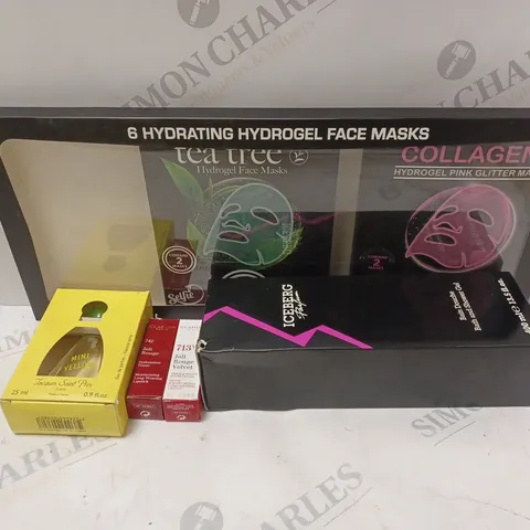 BOX OF APPROXIMATELY 15 ASSORTED COSMETIC PRODUCTS TO INCLUDE JACQUES SAINT PRES, ICEBERG PARFUM, SKIN TREATS, CLARINS, ETC