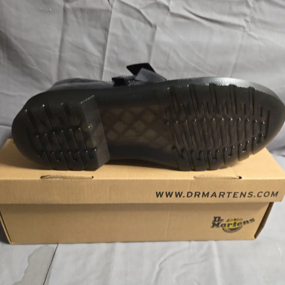 BOXED PAIR OF DR.MARTENS MACY 2 J SHOES - UK SIZE 1.5