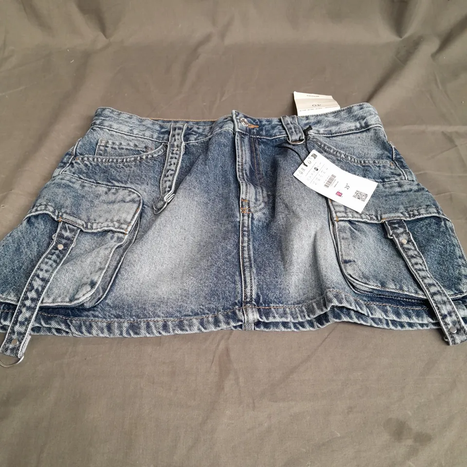 BERSHKA DENIM SKIRT - EUR 40