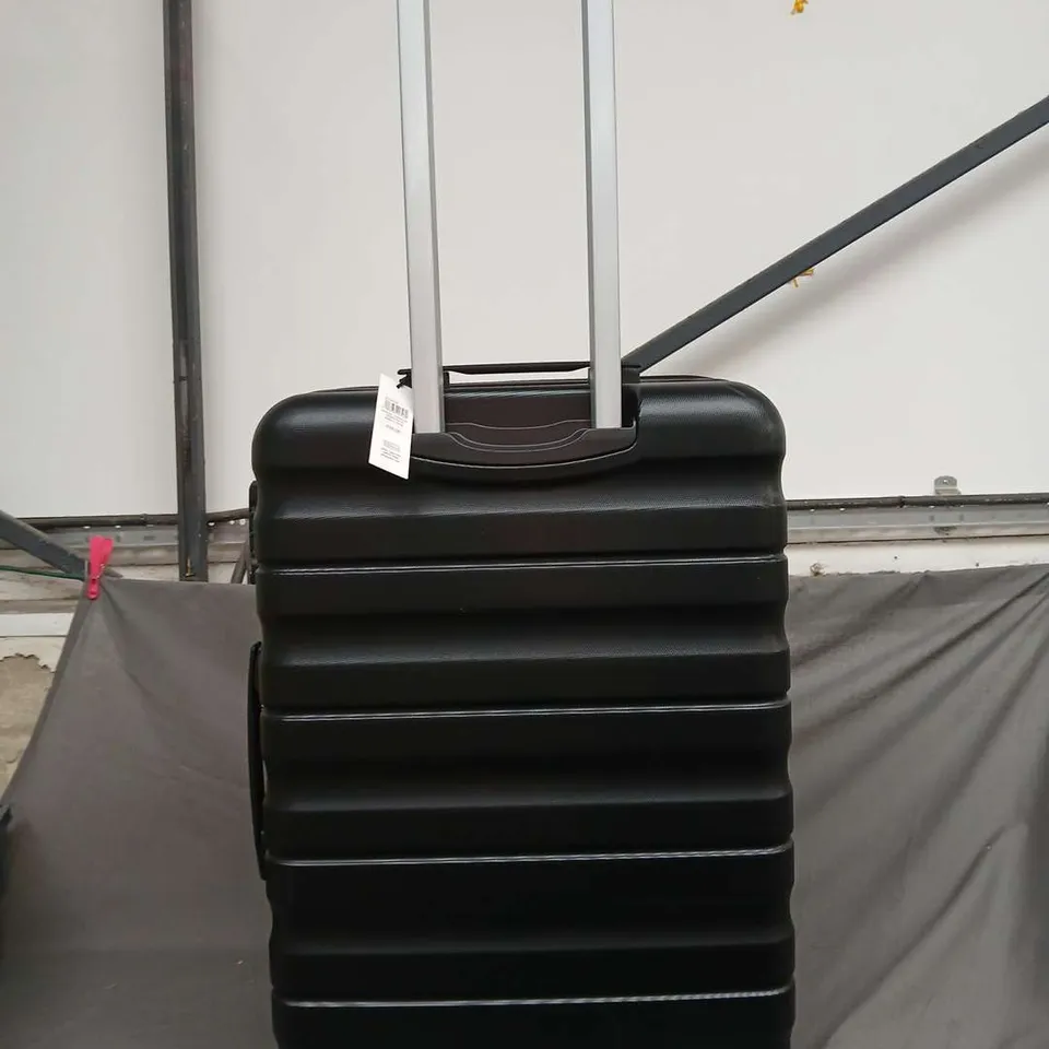 ANYDAY FOUR WHEELED SUITCASE BLACK