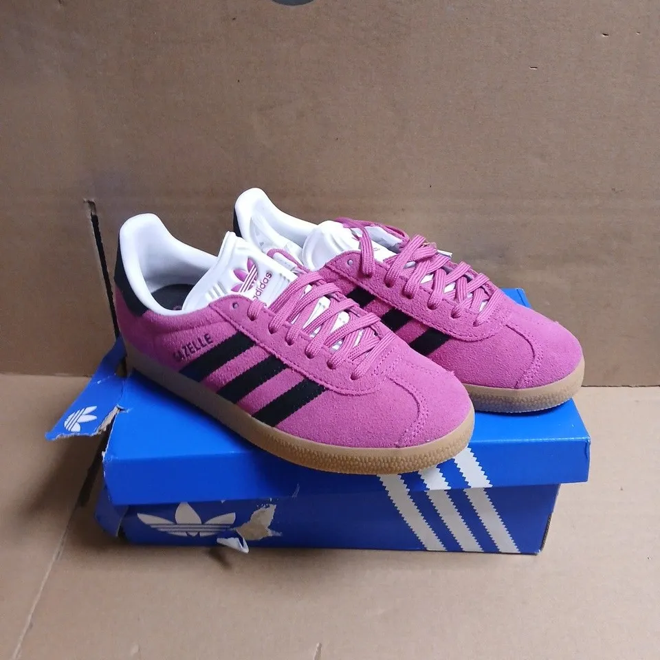 BOXED PAIR OF ADIDAS GAZELLE W PINK SUEDE TRAINERS – UK 3