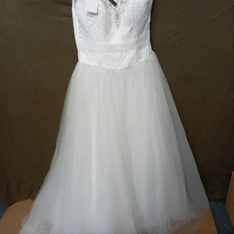 BERKETEX BRIDAL FAIRYTALE IVORY WEDDING DRESS - 16