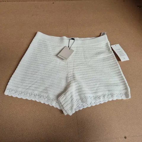 NOBODYS CHILD CROCHET TRIM SHORTS IN WHITE - UK MEDIUM