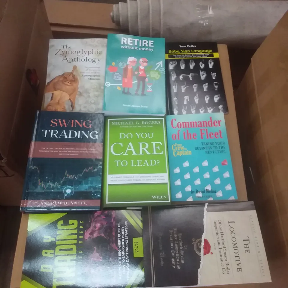 PALLET CONTAINING 2 BOXES OF ASSORTED BOOKS 