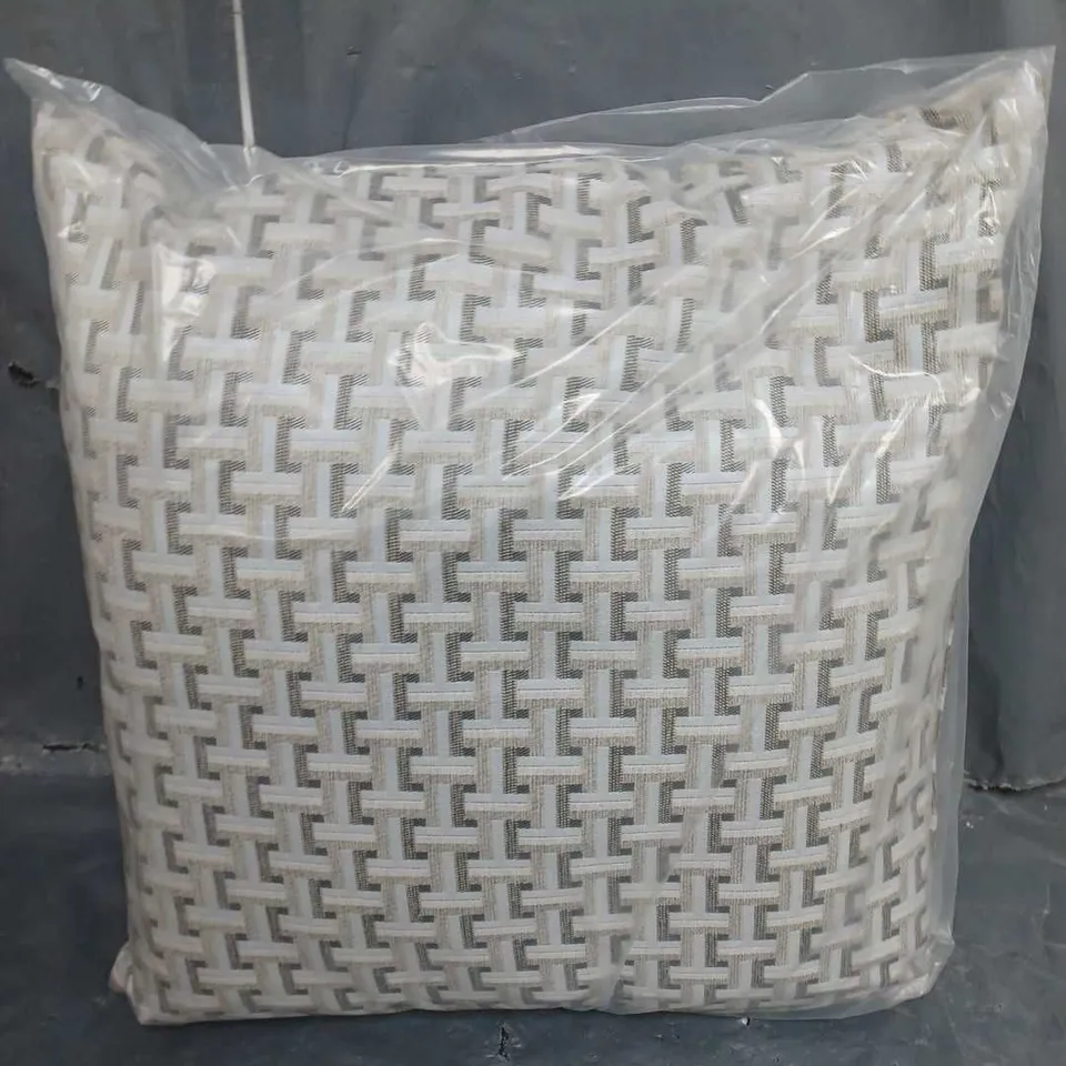 SEALED GAMBIA FILLED CUSHION 40 CM X 40 CM