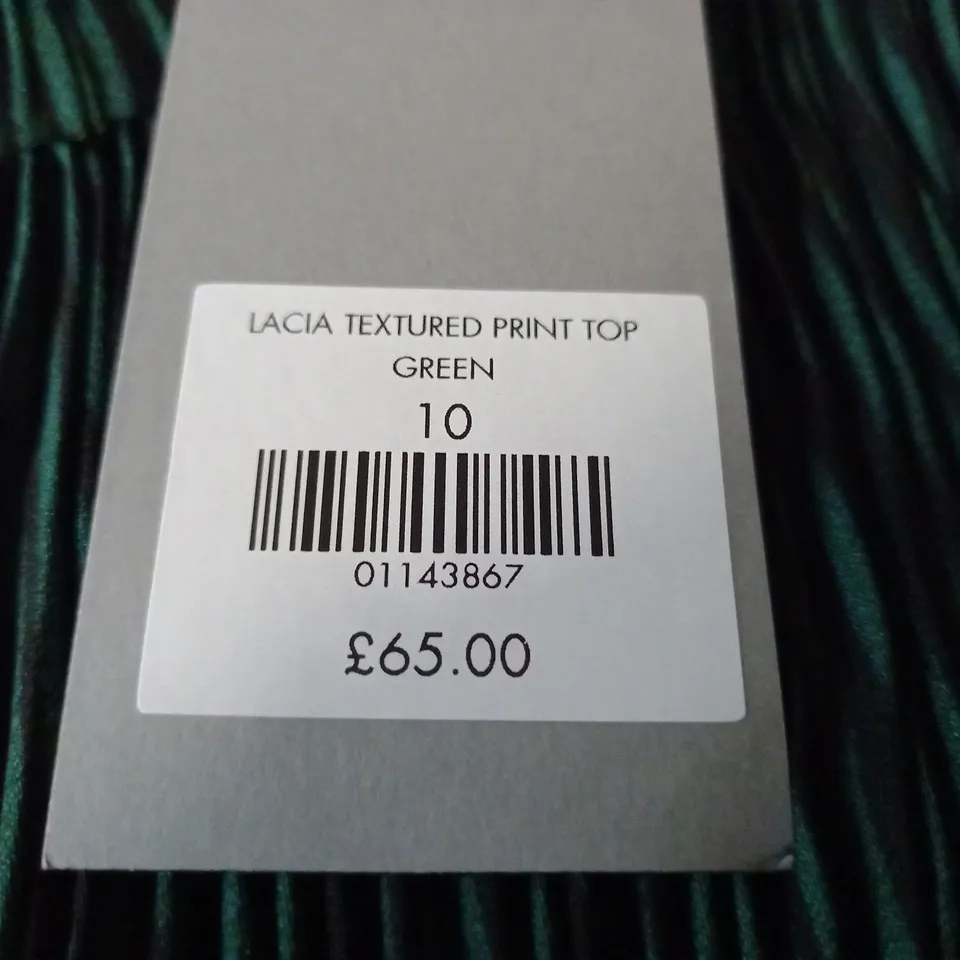 OLIVER BONAS LACIA TEXTURED PRINT TOP IN GREEN - 10