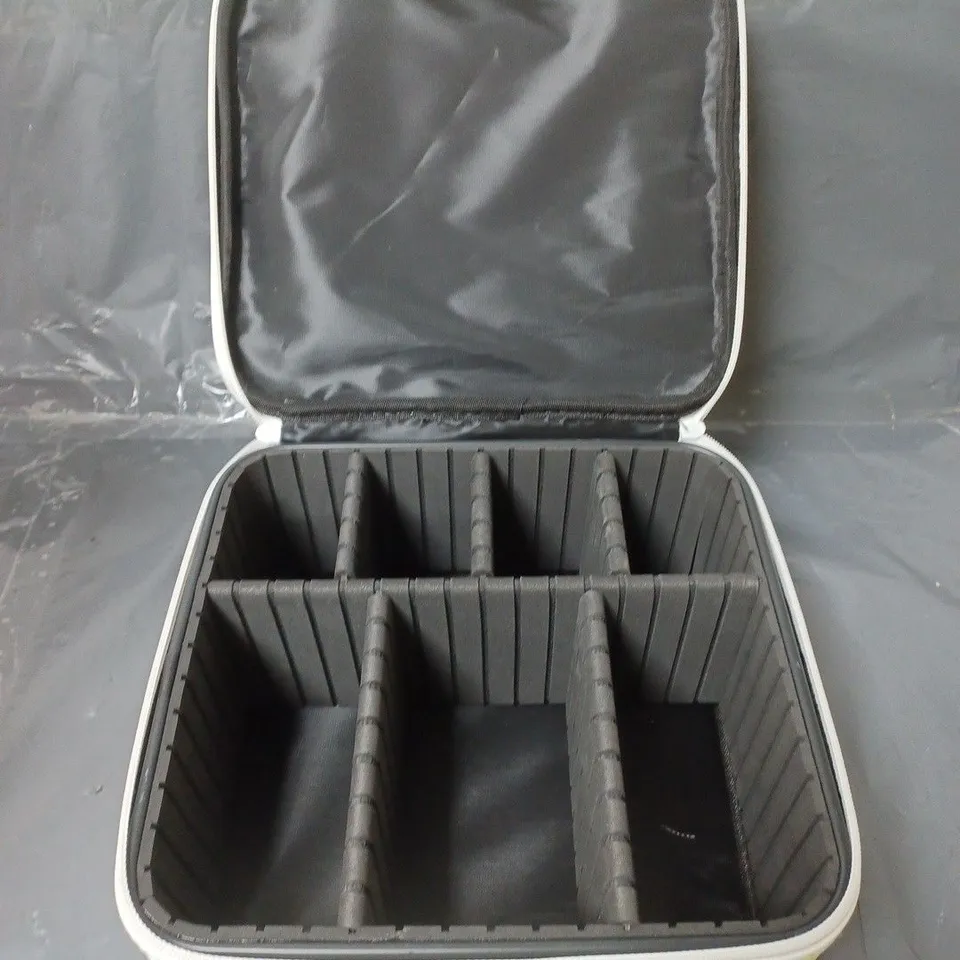 MADE BY MITCHELL COSMETICS TRAVEL CASE