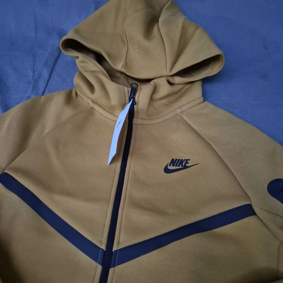 NIKE KIDS HOODIE – TAN WITH NAVY ZIP (LG)