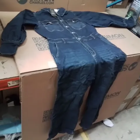BOXED BRAND NEW APPROXIMATELY 6 JD WILLIAMS DENIM JUMPSUIT INDIGO SIZE 16