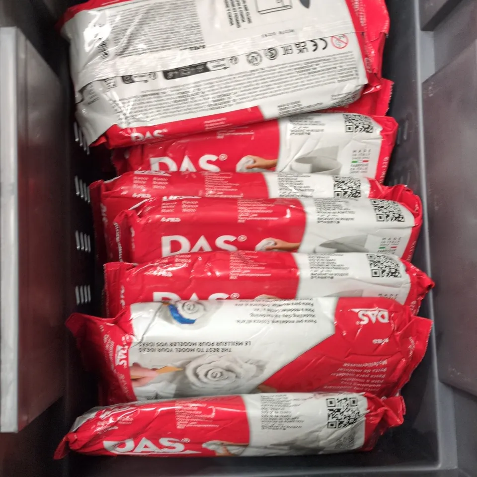 APPROXIMATELY 10 PACKS OF DAS MODELLING CLAY 1KG PER PACK
