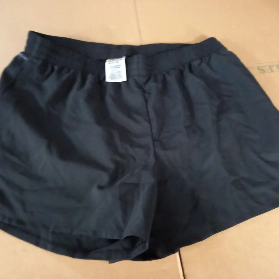 ADIDAS SHORTS - M 12/14