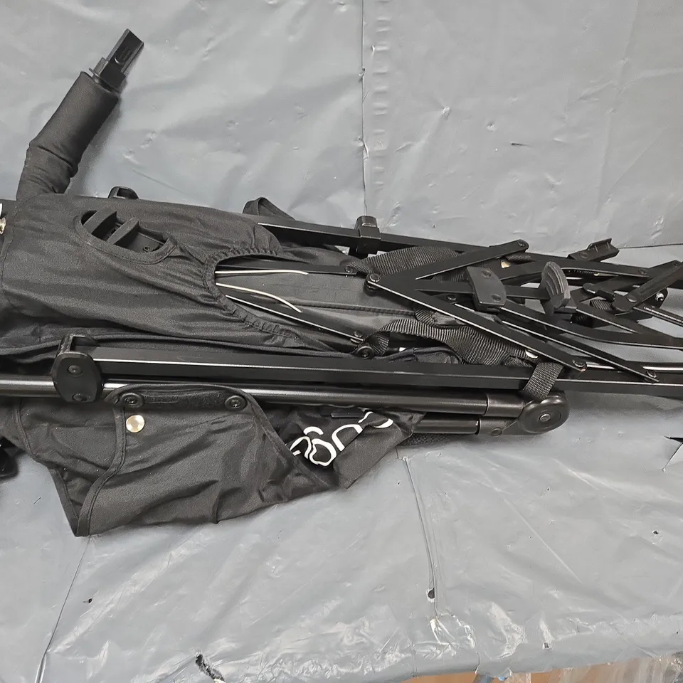 CUGGL PRAM IN BLACK/BLUE - COLLECTION ONLY