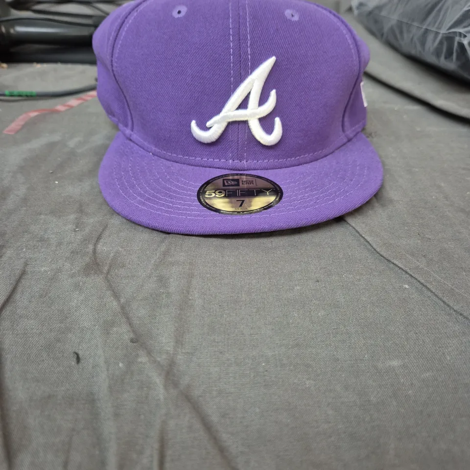 NEW ERA 59FIFTY PURPLE BASEBALL CAP WITH WHITE A LOGO – SIZE 7
