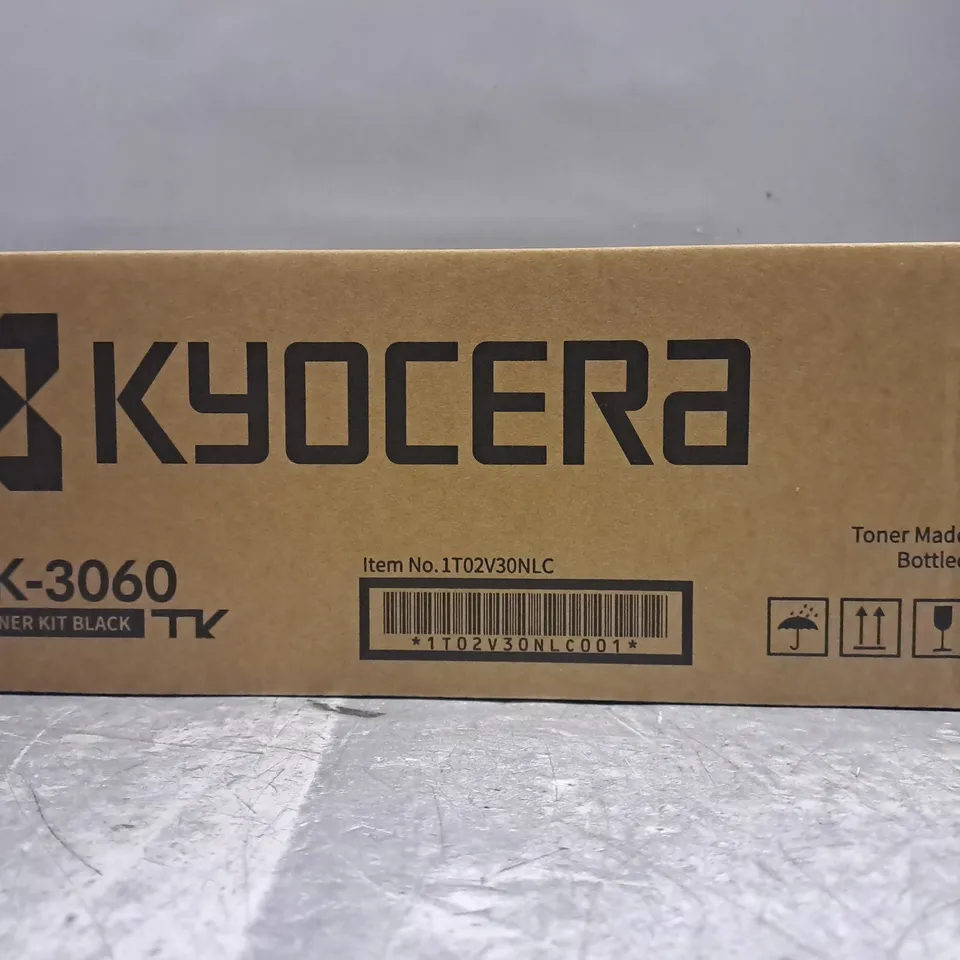 BOXED KYOCERA TK-3060 TONER KIT - BLACK