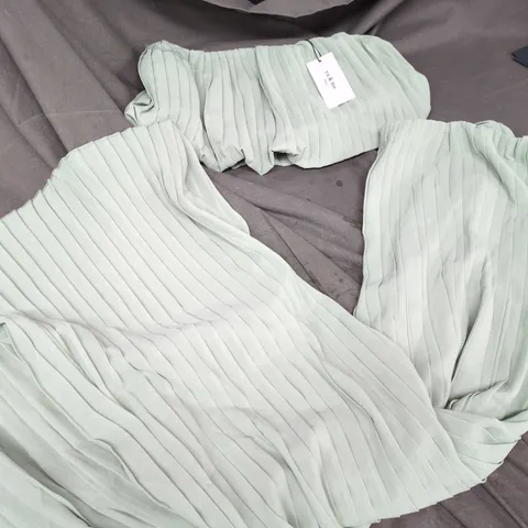 YOU & ME PARIS PLEATED LIGHT GREEN GARMENT TUBE TOP AND PANTS