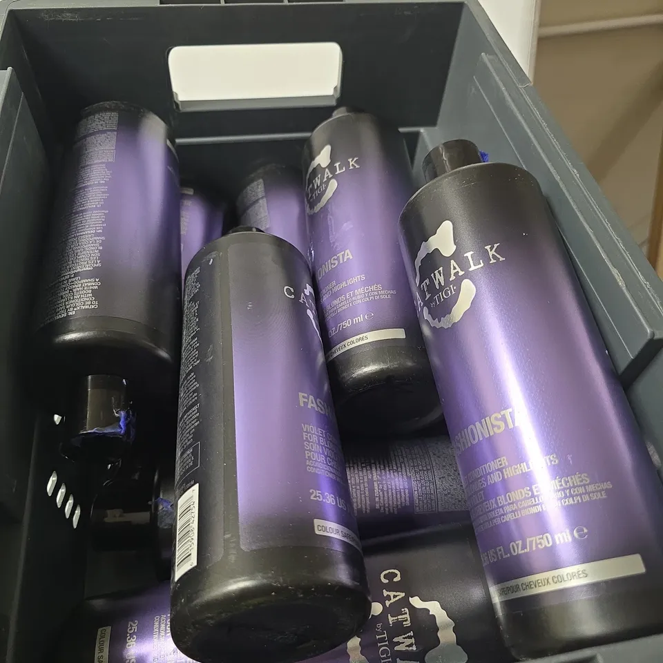 APPROXIMATELY 9 X CATWALK BY TIGI FASHIONISTA HAIR CONDITIONER - 750ML