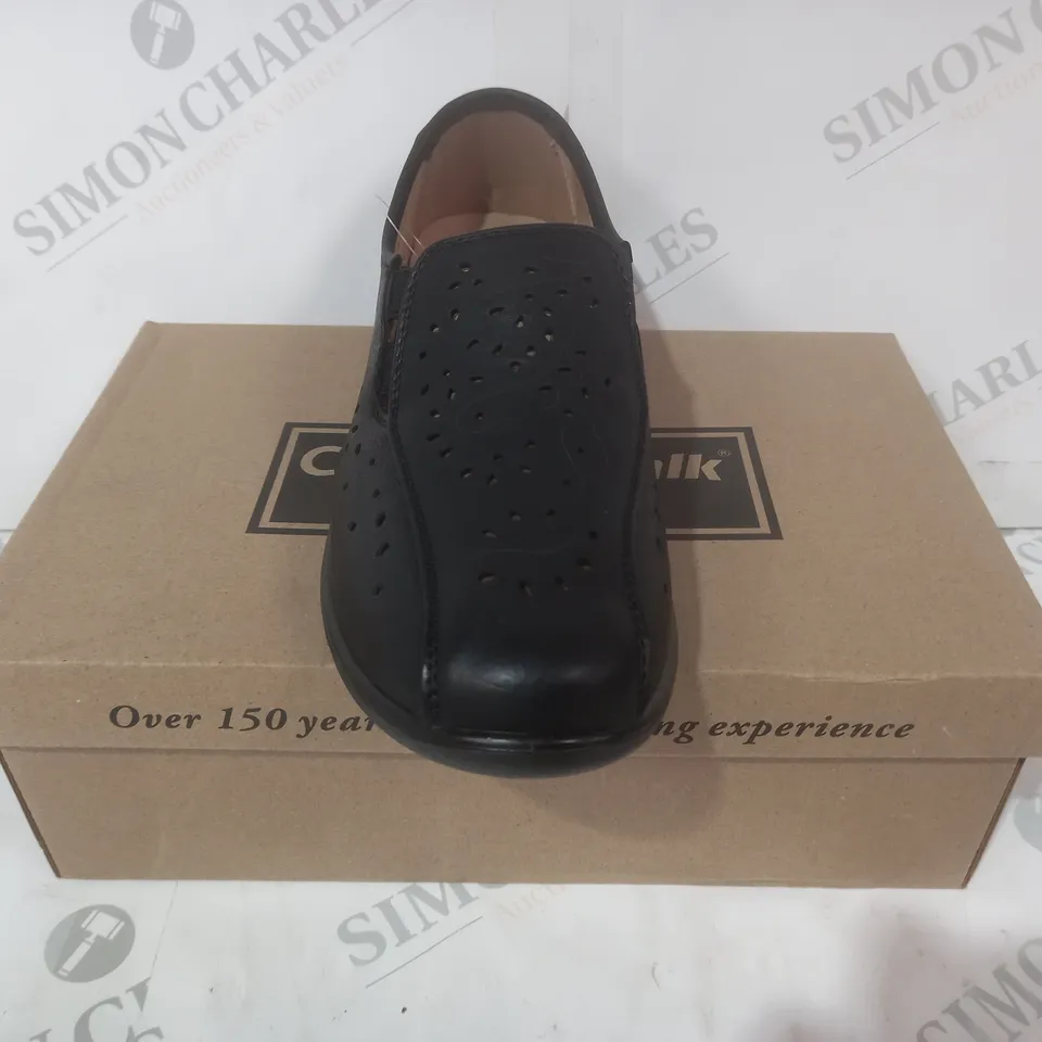 BOXED PAIR OF CUSHION-WALK GRACE SLIP-ON SHOES IN BLACK SIZE 5