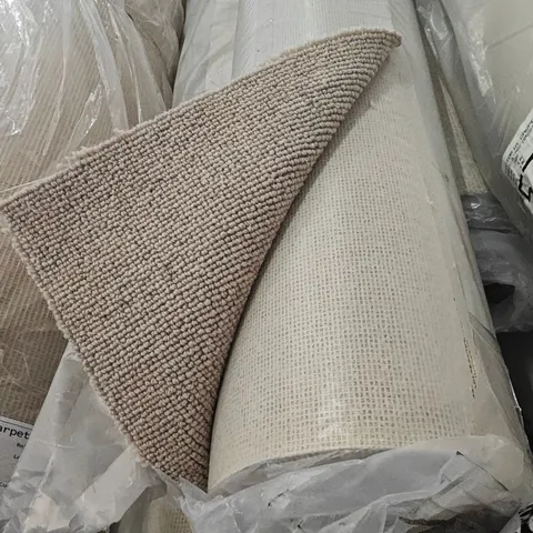 QUALITY BAGGED AND ROLLED TUDOR COORDINATES CARPET IN LINEN - APPROXIMATELY LENGTH 2.6 WIDTH 4M