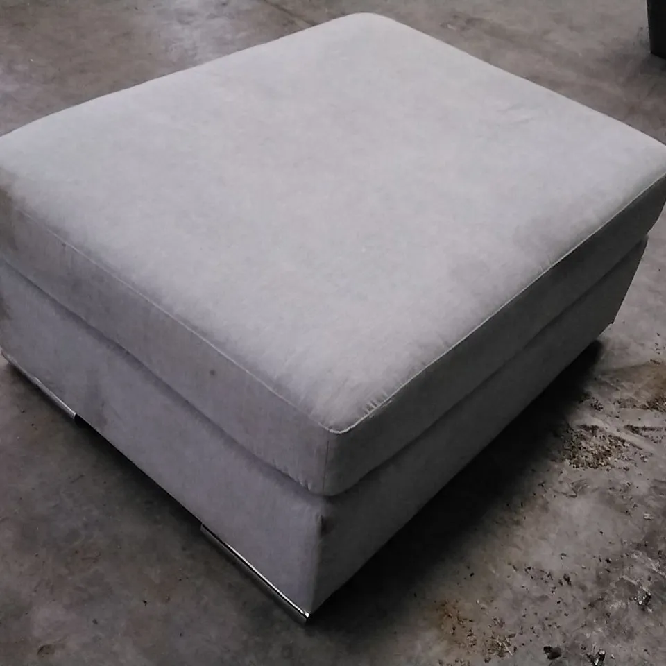 DESIGNER SOPHIA GREY FABRIC FOOTSTOOL ON CHROME FEET  RRP £379.99