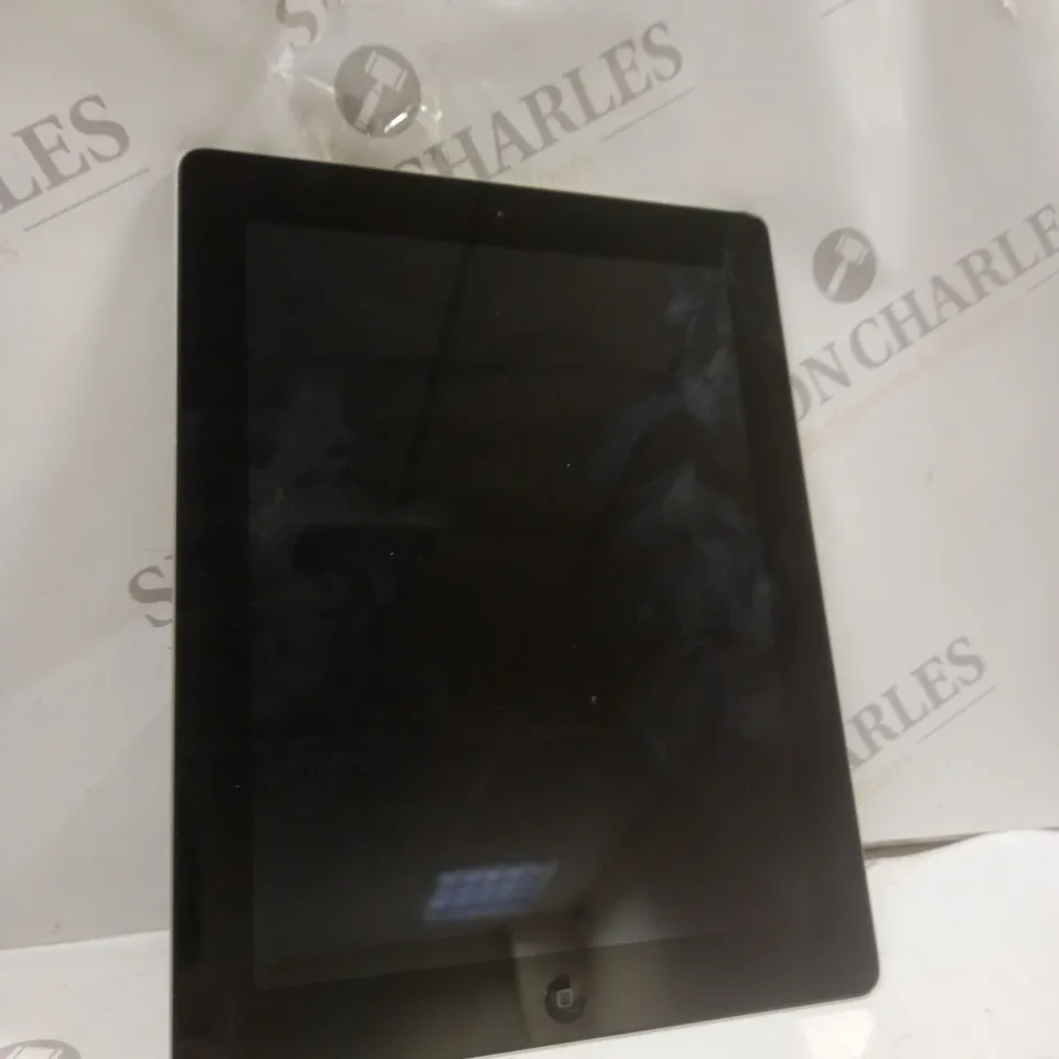 APPLE IPAD A1458 (4TH GEN) TABLET SLIVER