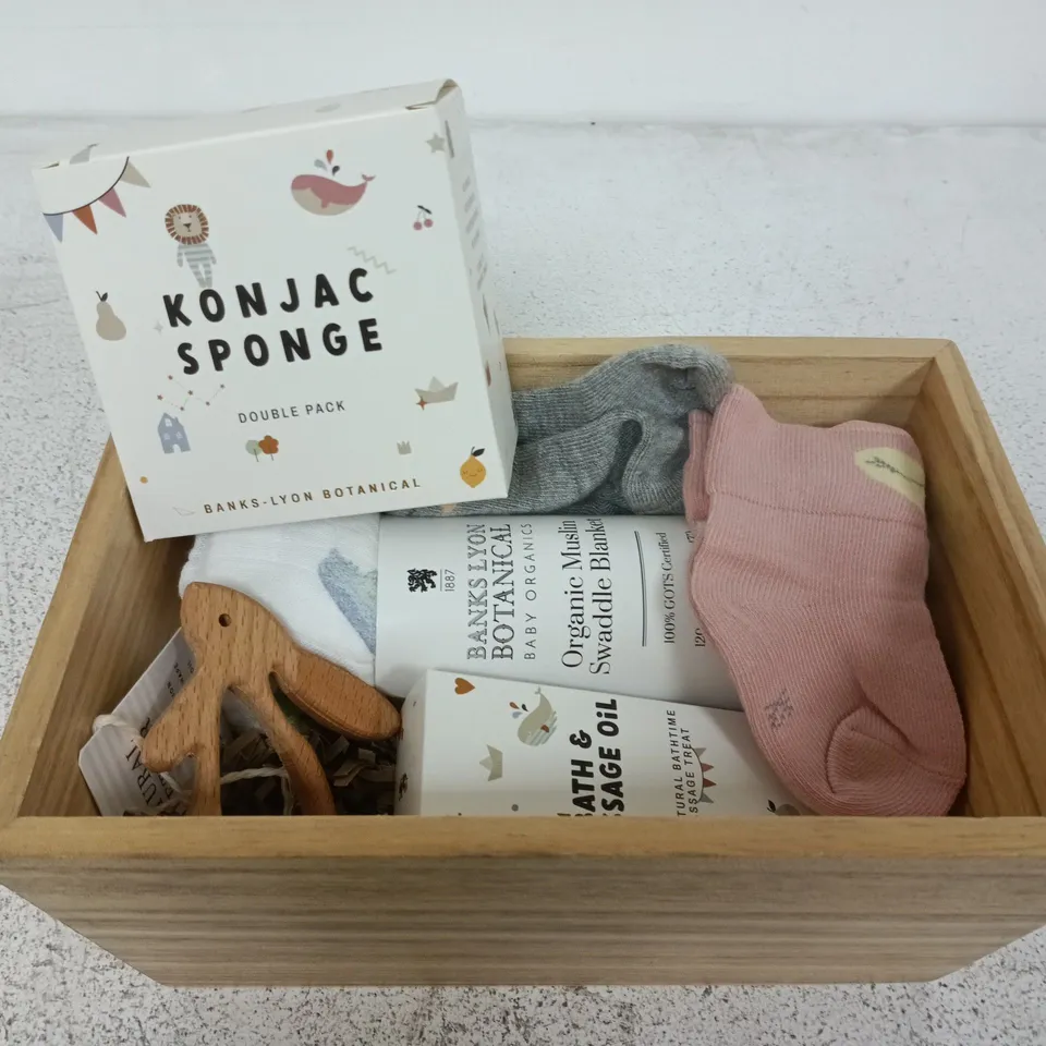 BABY CARE GIFT SET IN WOODEN BOX