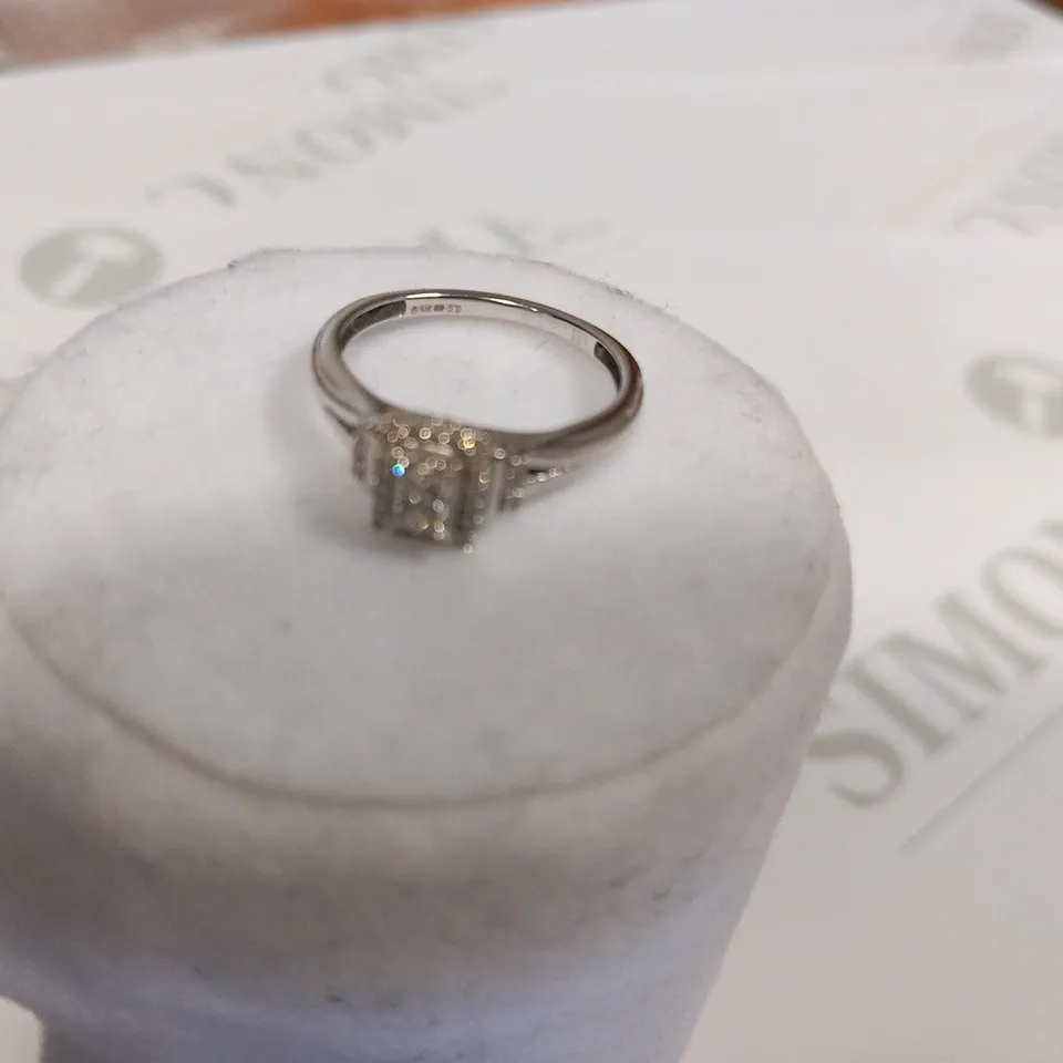 9CT WHITE GOLD DIAMOND SET DRESS RING
