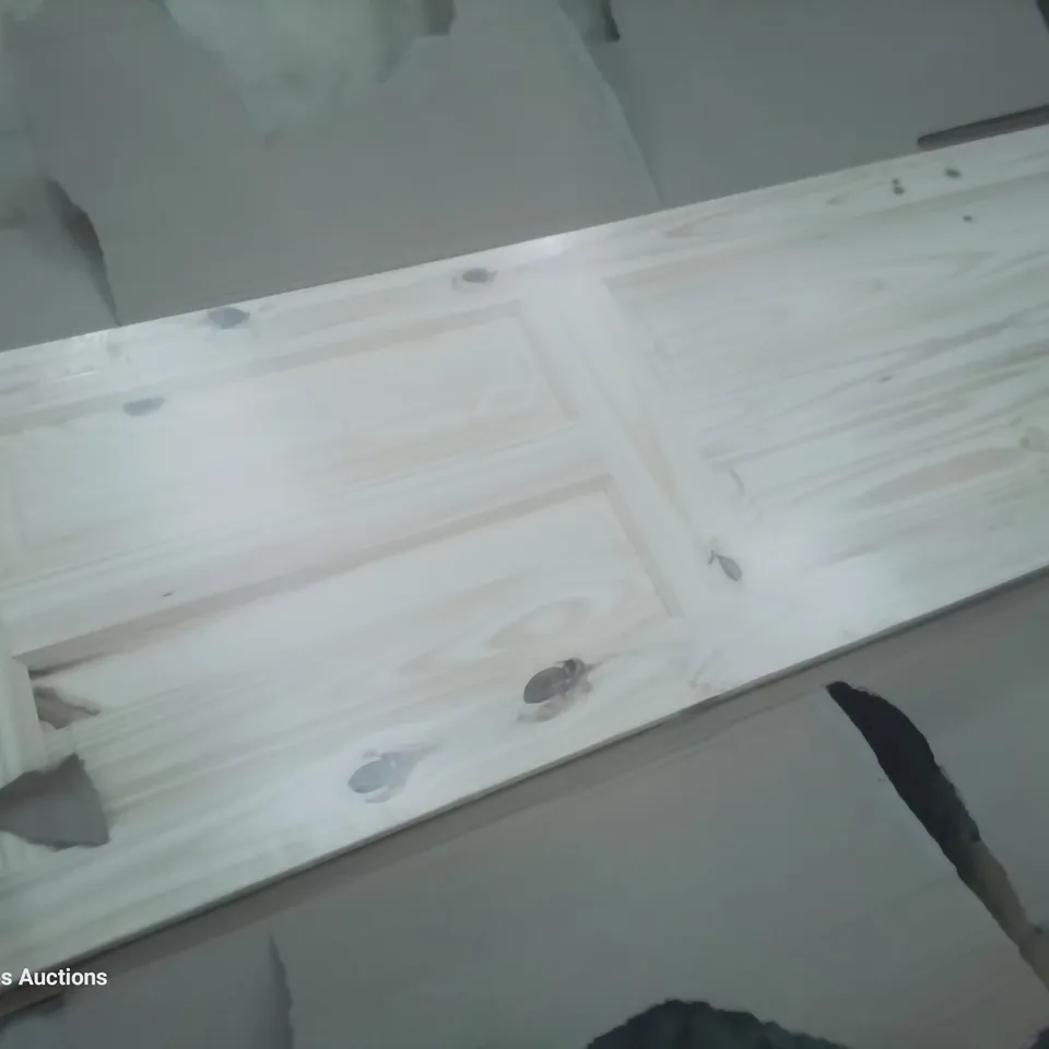 KNOTTY PINE 4 PANEL INTERNAL DOOR 1981 × 686mm
