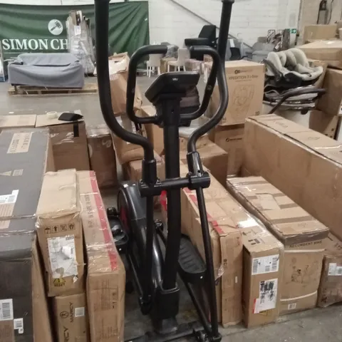 REEBOK GX50 CROSS TRAINER